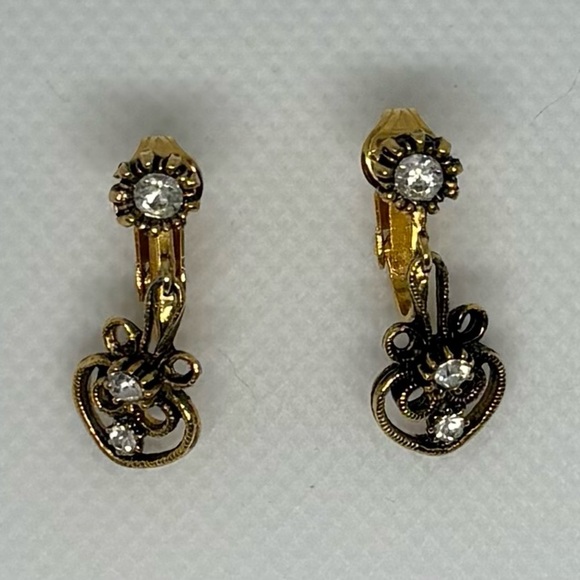 Vintage Antique Gold Tone Crystal
Rhinestone Dangle Clip-On Earrings - Picture 1 of 12